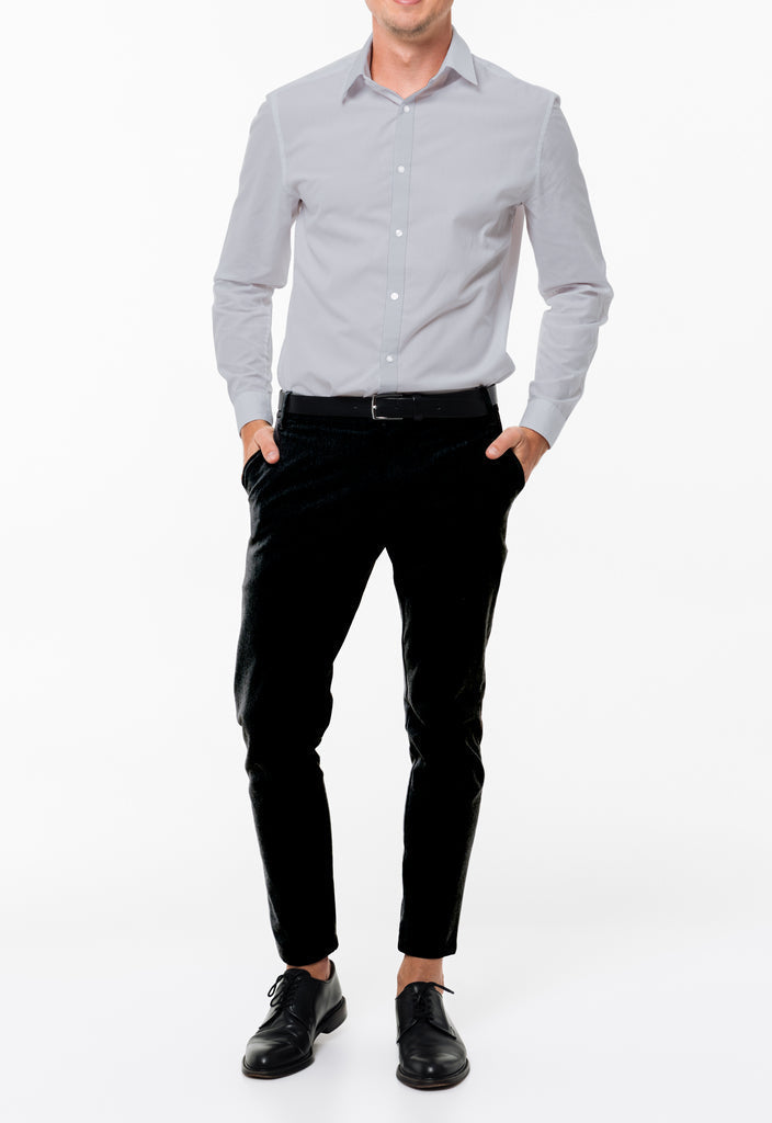 Groom: light gray shirt, dark gray vest and pants, navy tie | David beckham  style, Grey shirt dress, Well dressed men